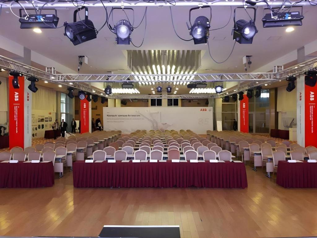 The Corporate Hotel And Convention Centre Ulánbátor Kültér fotó
